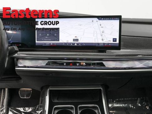 Used 2023 BMW 740i w/ Executive Package RWD image 12