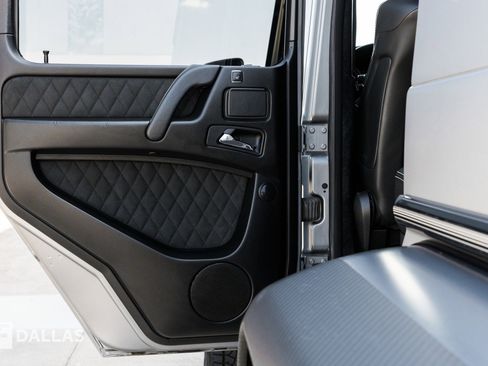 Used 2018 Mercedes-Benz G 550 Squared image 33