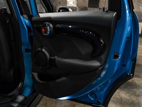 Used 2017 MINI Cooper S FWD image 40