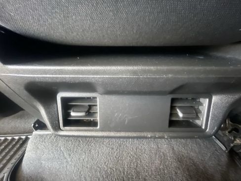 Used 2022 Chevrolet Silverado 1500 Custom w/ Safety Confidence Package AWD/4WD image 19