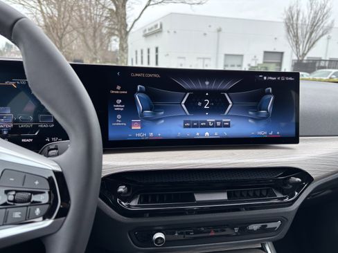 Certified 2025 BMW i4 xDrive40i w/ M Sport Package image 31