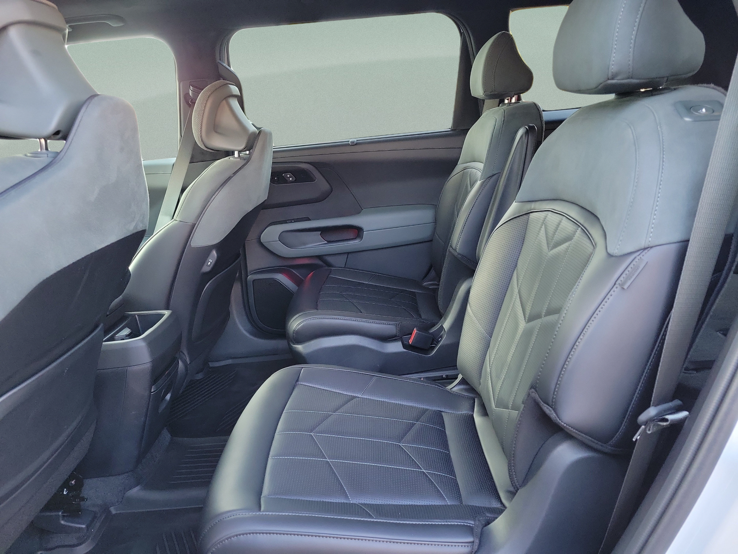 Certified 2027 Kia Telluride SX Prestige X-Line AWD/4WD image 7