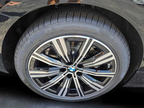 New 2026 BMW 330i Sedan w/ Premium Package RWD image 17