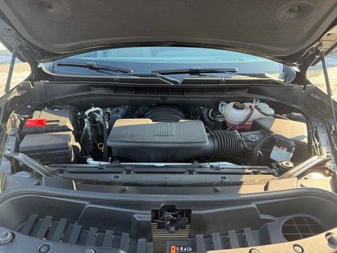 Certified 2024 Cadillac Escalade Sport Platinum w/ LPO, ONYX Package image 18