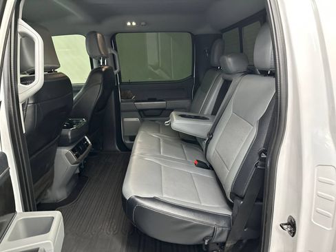 Used 2023 Ford F150 Lariat AWD/4WD image 22