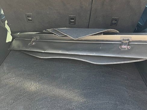 Used 2023 Ford Edge SE image 16