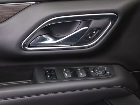 Used 2021 Chevrolet Tahoe LT image 24