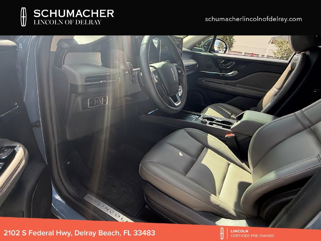 Certified 2025 Lincoln Corsair FWD image 12