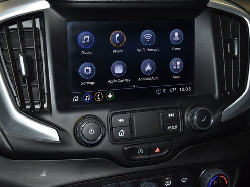 Used 2022 GMC Terrain SLT image 12