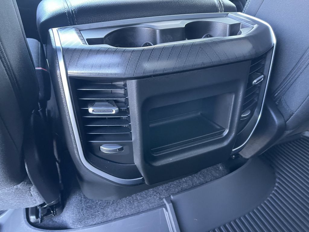 New 2026 RAM 1500 Big Horn AWD/4WD image 17