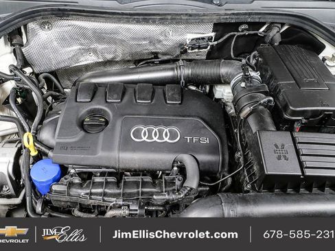 Used 2015 Audi Q3 2.0T Prestige w/ Prestige Package image 37