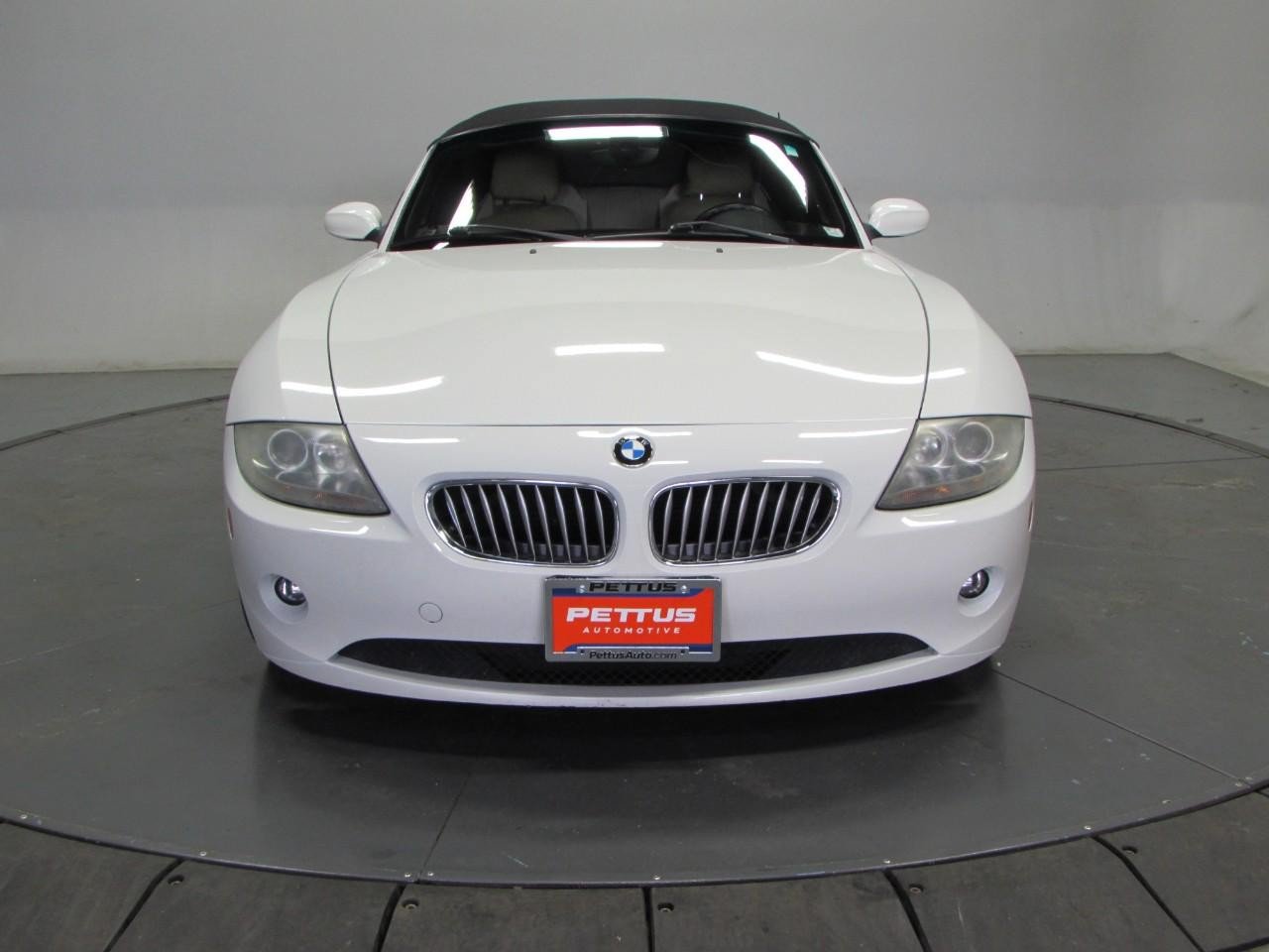 Used 2005 BMW Z4 3.0i RWD image 2