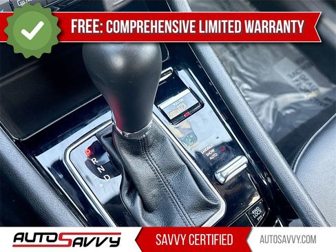 Used 2024 Jeep Compass Limited image 16