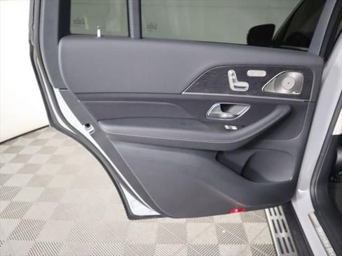 New 2026 Mercedes-Benz GLS 450 4MATIC image 28