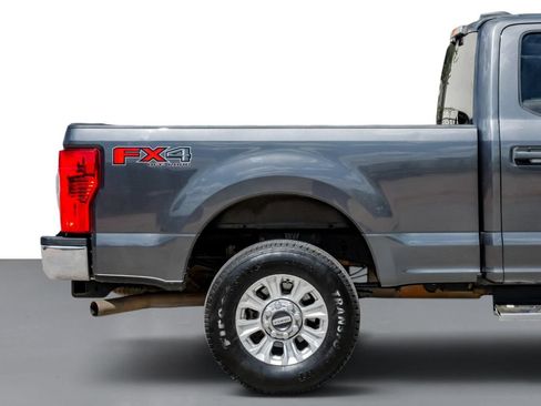 Used 2020 Ford F250 XL w/ STX Appearance Package AWD/4WD image 6
