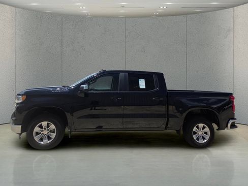 Used 2026 Chevrolet Silverado 1500 LT RWD image 2