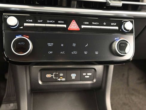 New 2026 Hyundai Tucson Blue SE image 19