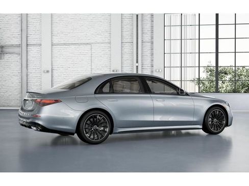 New 2026 Mercedes-Benz S 500 4MATIC image 19
