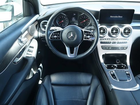 Used 2020 Mercedes-Benz GLC 300 image 5
