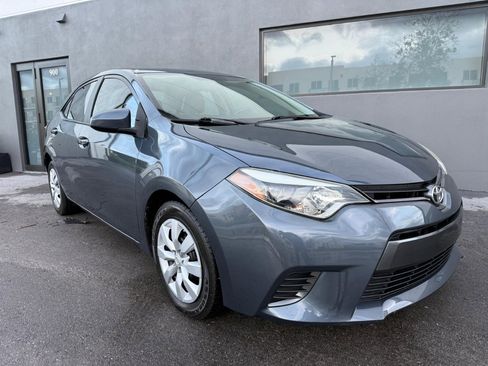 Used 2015 Toyota Corolla LE Premium image 3