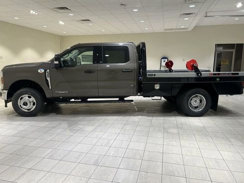 New 2026 Ford F350 XLT w/ XLT Value Package AWD/4WD image 2