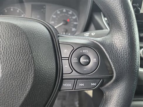Used 2023 Toyota Corolla LE image 19