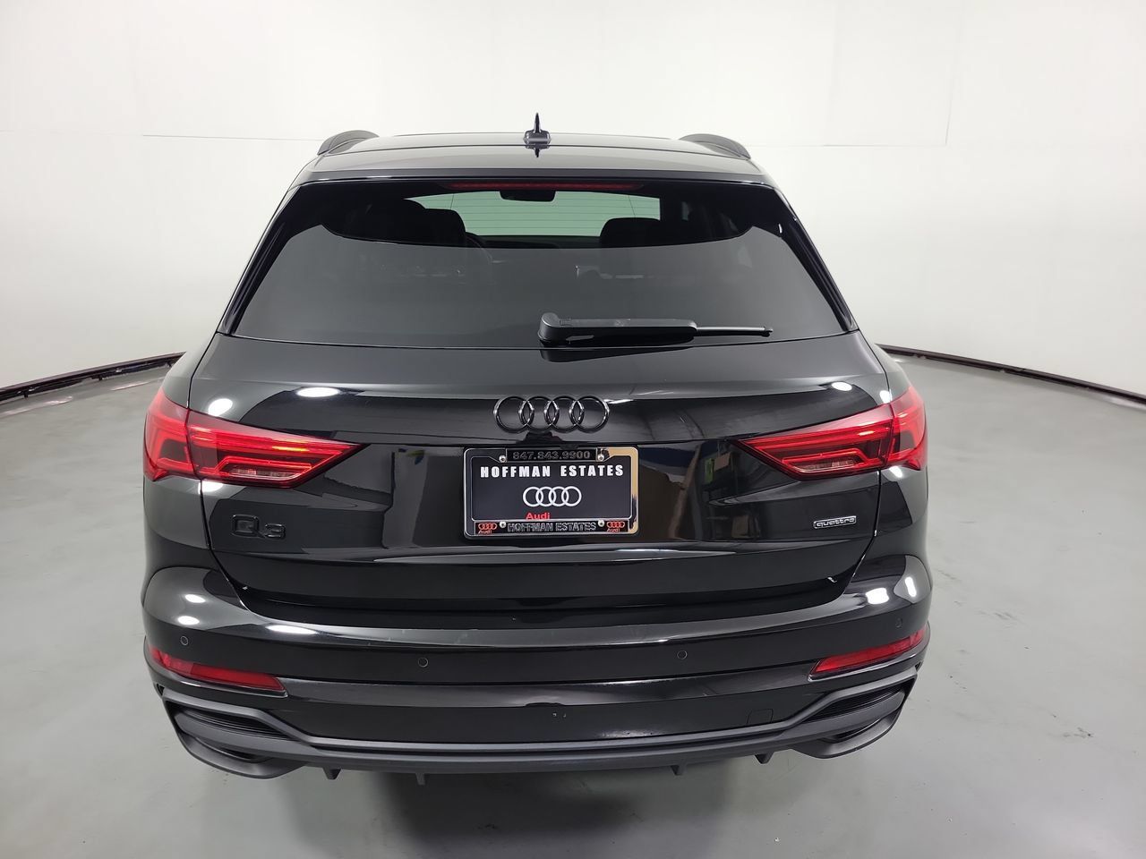 Used 2024 Audi Q3 2.0T Premium AWD/4WD image 7