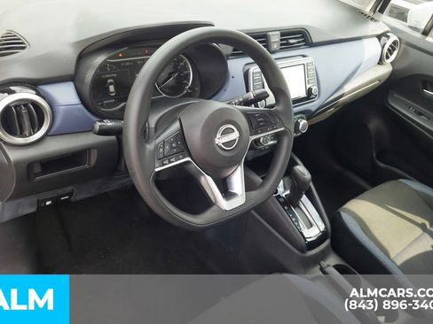 Used 2024 Nissan Versa SV FWD image 12