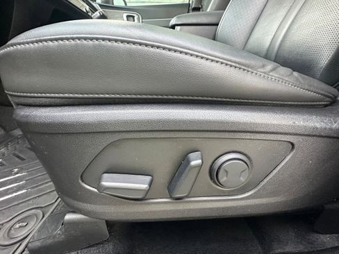 Used 2024 Kia Sorento X-Line EX image 35