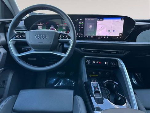 Certified 2025 Audi Q5 Premium Plus w/ Premium Plus AWD/4WD image 10