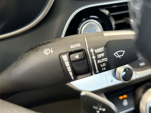 Used 2023 Genesis G70 3.3T w/ Sport Prestige Package image 25