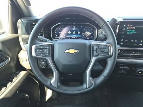 Certified 2025 Chevrolet Silverado 1500 LT image 43