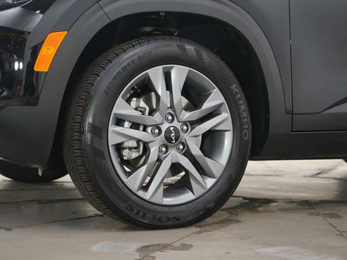 Used 2023 Kia Seltos S image 30