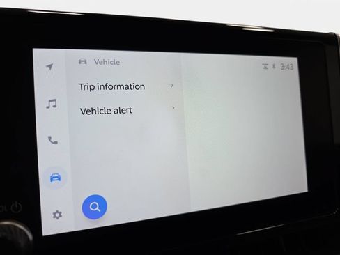 Certified 2025 Toyota RAV4 XLE AWD/4WD image 19