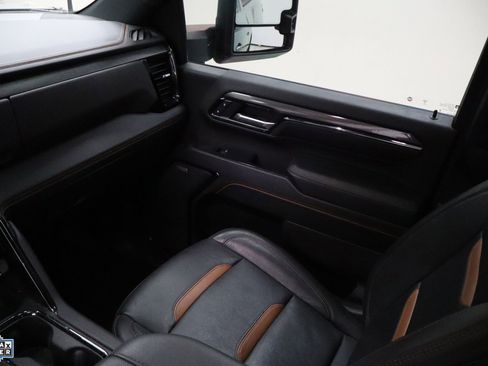 Used 2024 GMC Sierra 2500 AT4 w/ AT4 Premium Plus Package image 24