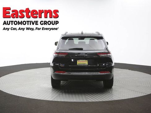 Used 2023 Jeep Grand Cherokee 4WD 4xe image 42
