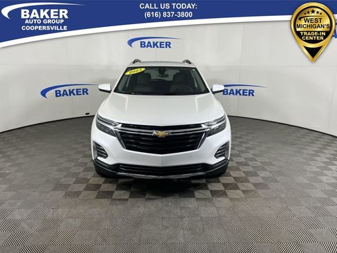 Used 2023 Chevrolet Equinox LT image 3
