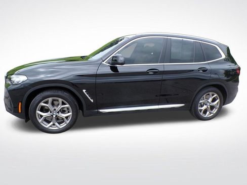 Used 2024 BMW X3 xDrive30i w/ Premium Package AWD/4WD image 3