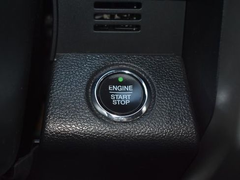 Used 2019 Ford F150 Lariat AWD/4WD image 24