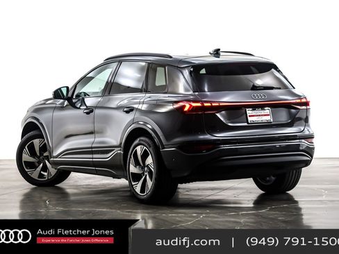 Used 2025 Audi Q6 e-tron Premium Plus w/ Premium Plus image 11