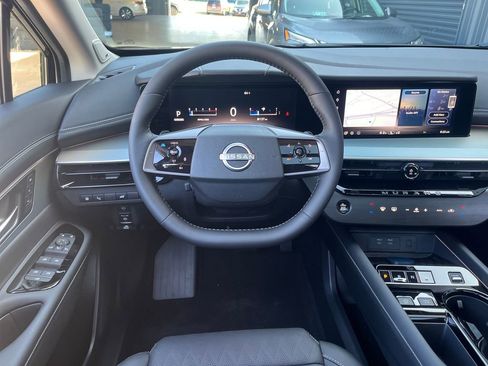 New 2026 Nissan Murano Platinum AWD/4WD image 13