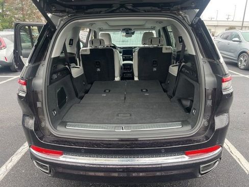 Used 2022 Jeep Grand Cherokee L Overland w/ Advanced Protech Group III image 12