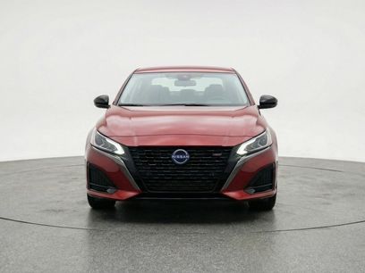 Used 2025 Nissan Altima 2.5 SV