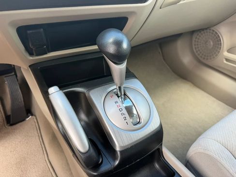 Used 2011 Honda Civic LX image 17