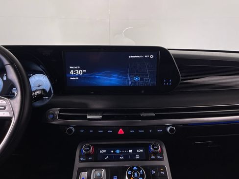 Used 2025 Hyundai Palisade Calligraphy AWD/4WD image 15
