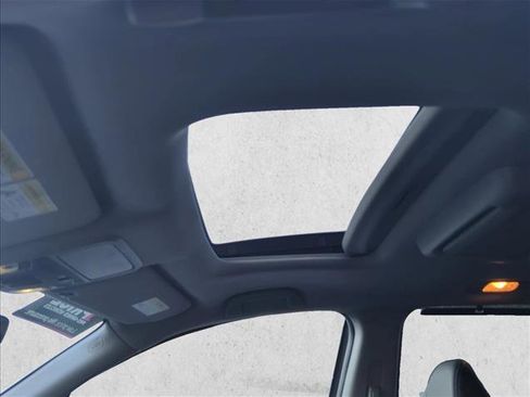 Used 2022 Honda Pilot Elite image 16