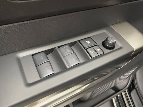 New 2026 Toyota Tundra SR5 w/ SR5 Convenience Package image 28