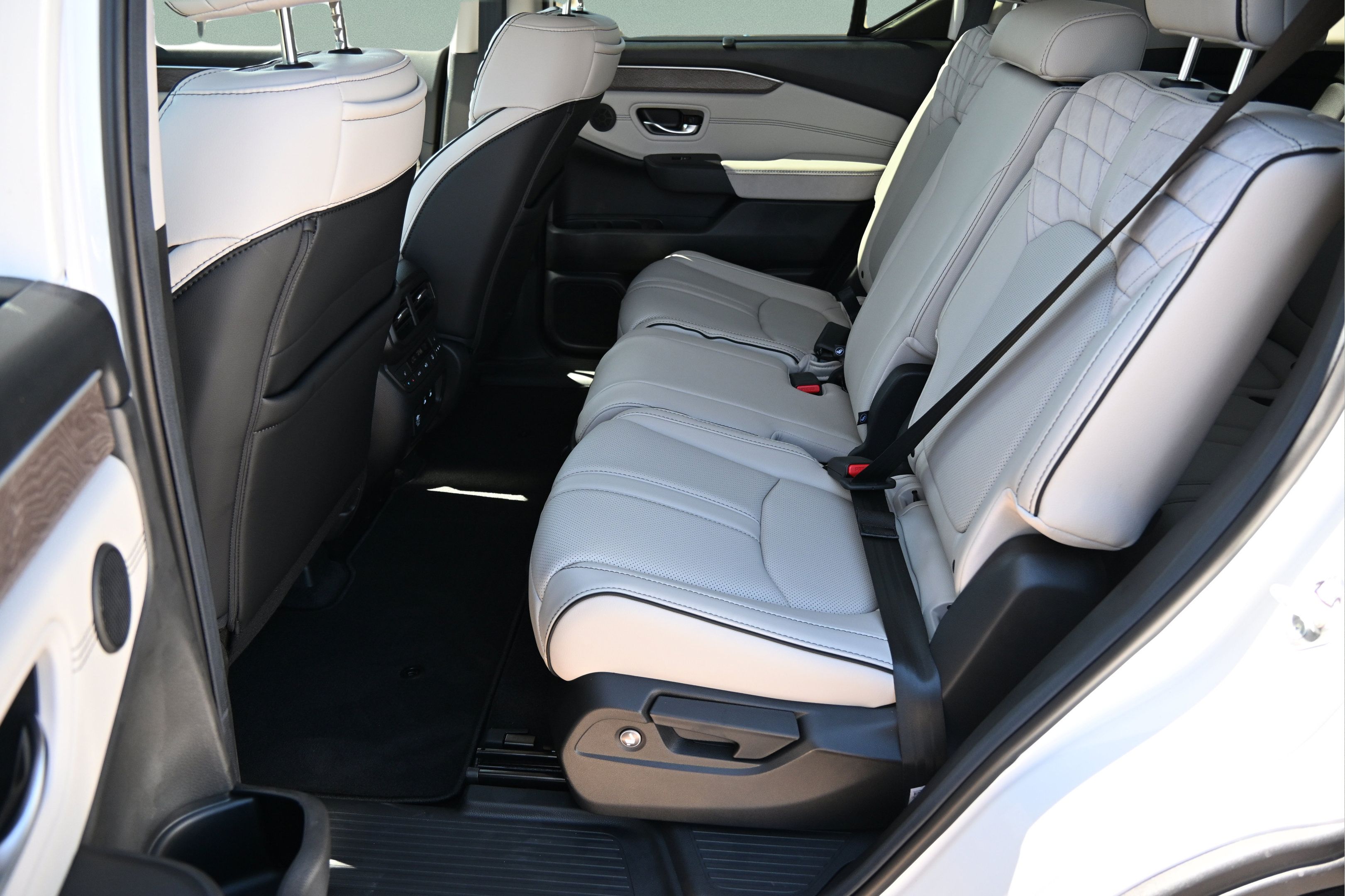 New 2026 Honda Pilot Elite image 16
