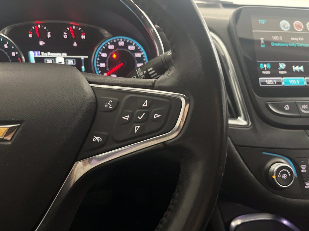 Used 2018 Chevrolet Malibu LT FWD image 59