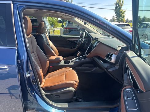 Certified 2022 Subaru Outback Touring AWD/4WD image 27